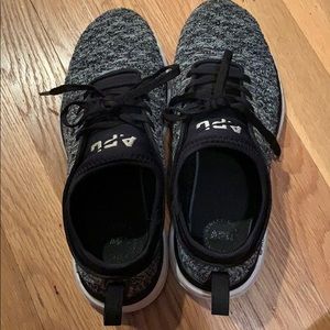 APL - running shoes size 8